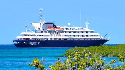 CRUCEROS ISLAS GALAPAGOS CRUCEROS SILVER GALAPAGOS CRUCEROS PARQUE NATURAL GALAPAGOS CRUCEROS EXPEDICION GALAPAGOS GALAPAGOS CRUISES LUXURY GALAPAGOS CRUISES CRUCEROS EN YATE CRUCEROS EN BARCO PEQUEÑO CRUCEROS SILVERSEA EXPEDITIONS CRUCEROS EXPEDICION SILVERSEA CRUCEROS DE LUJO LUGARES REMOTOS CRUCEROS EXPLORACION SILVERSEA CRUCEROS SILVER GALAPAGOS CRUCEROS BARCO PEQUEÑO CRUCEROS BUQUES DE LUJO CRUCEROS REMOTOS CRUCEROS UNICOS CRUCEROS PARA MILLONARIOS CRUCEROS PARA RICOS CRUCEROS EXCLUSIVOS #LuxuryCruises #SilverSea #CrucerosAventura #ViajesdeNovios #CrucerosDiferentes #crucerosislasgalapagos #crucerosgalapagos #SilverseaExpeditions #SilverGalapagos #Viajesdelujo #viajesexclusivos #crucerosexploracion #expeditioncruises #crucerosexpedicion #crucerosnaturaleza #PaisajeGalapagos #NaturalezaMaravillosa #NaturalezaVirgen